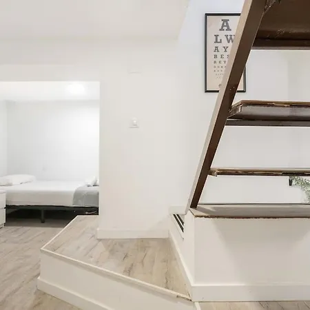 Charming Flat In Madrid-Rio-2